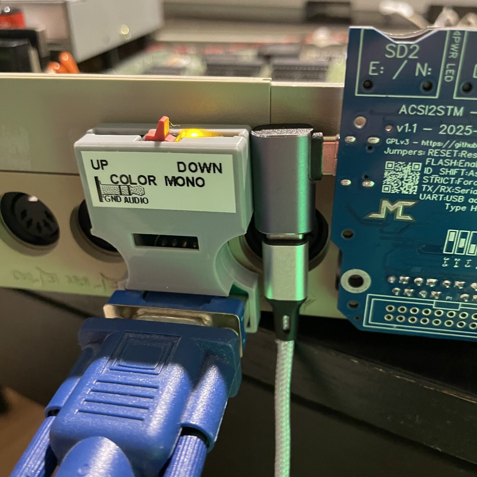 The MCSWITCH VGA adapter connected to the Atari