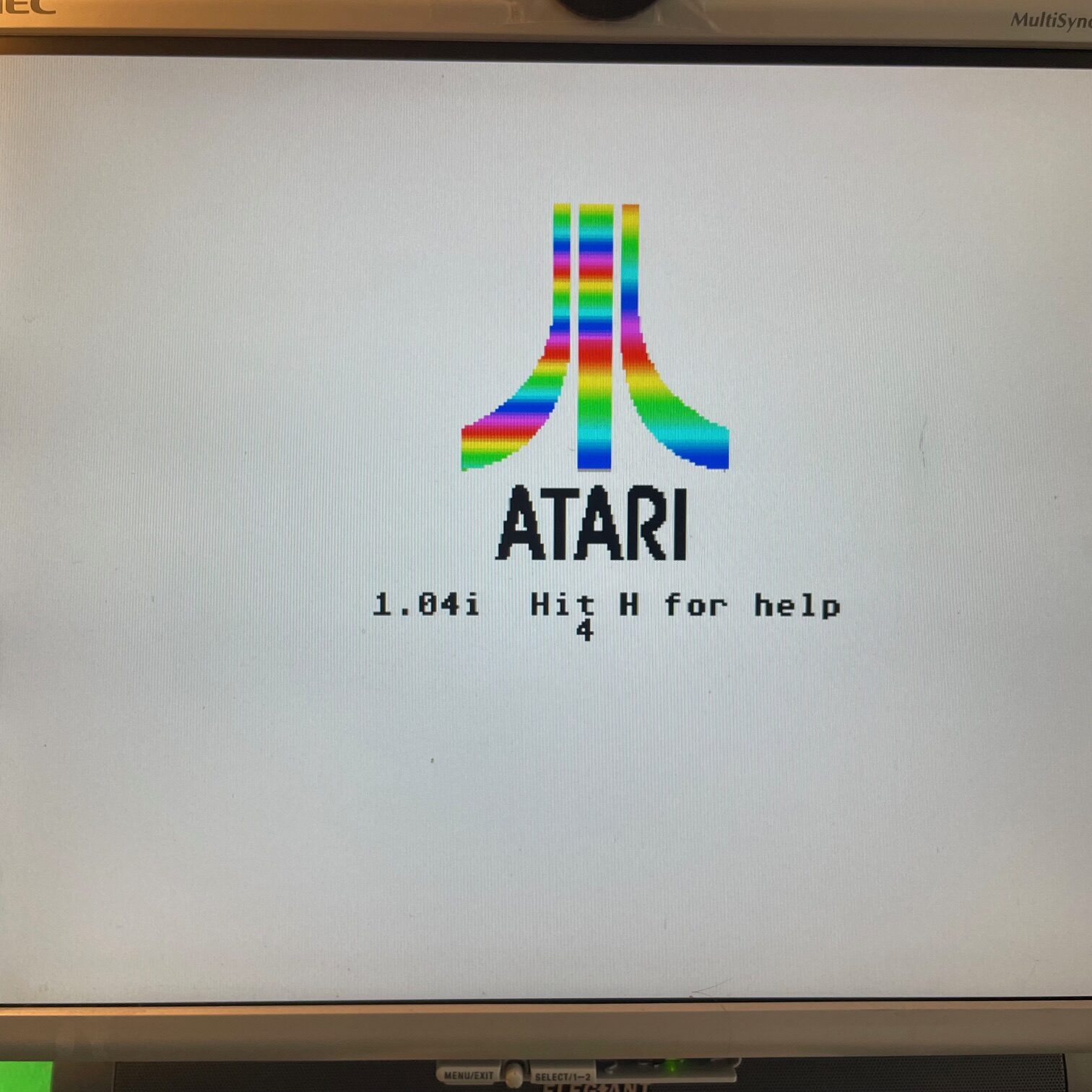 iTOS boot screen showing drive selection